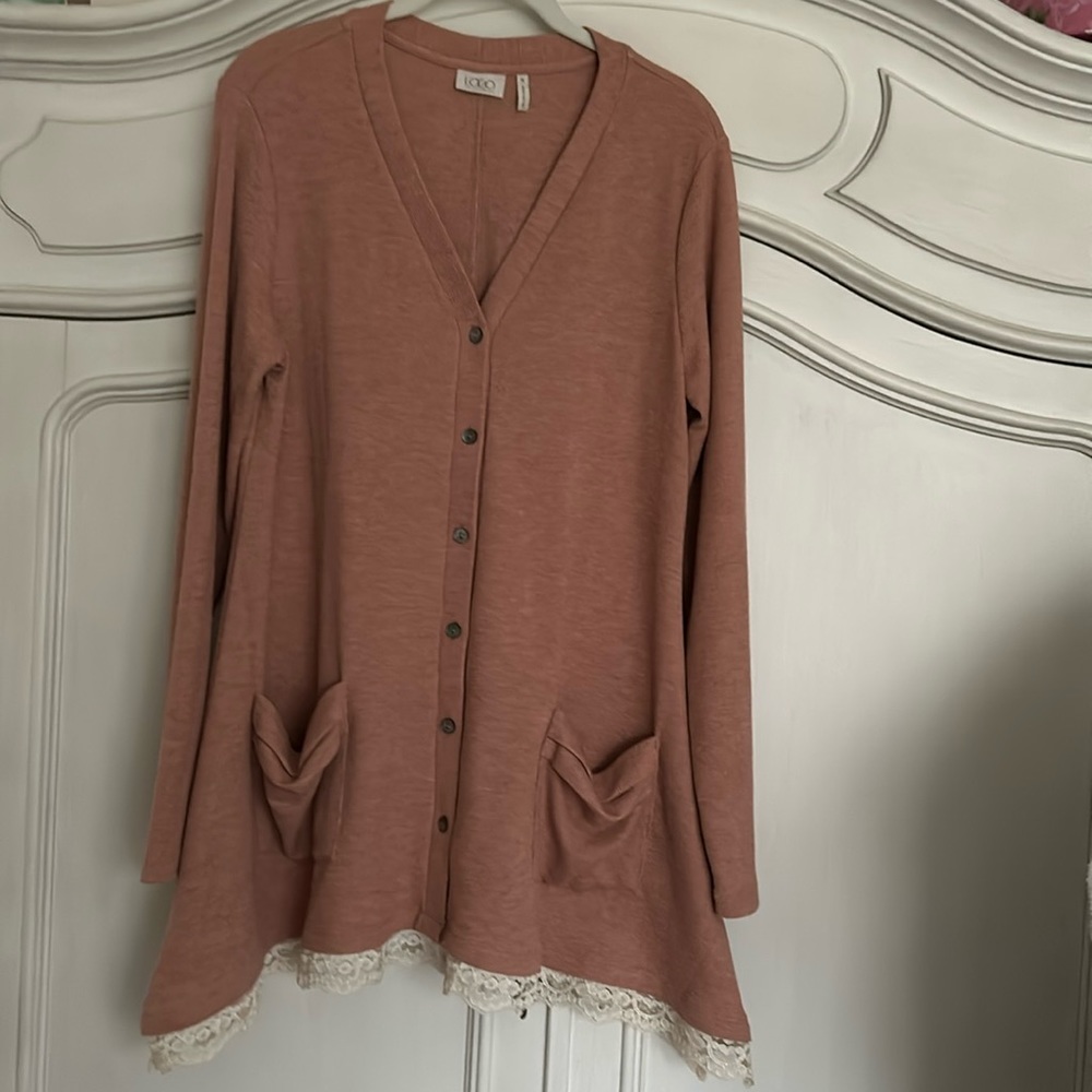 Never worn LOGO cardigan